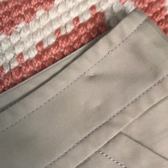 Banana Republic Khaki Skirt - Picture 3 of 5